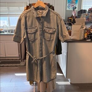 Dkny Light Gray Short-Sleeve Denim Button-Front Shirt Dress